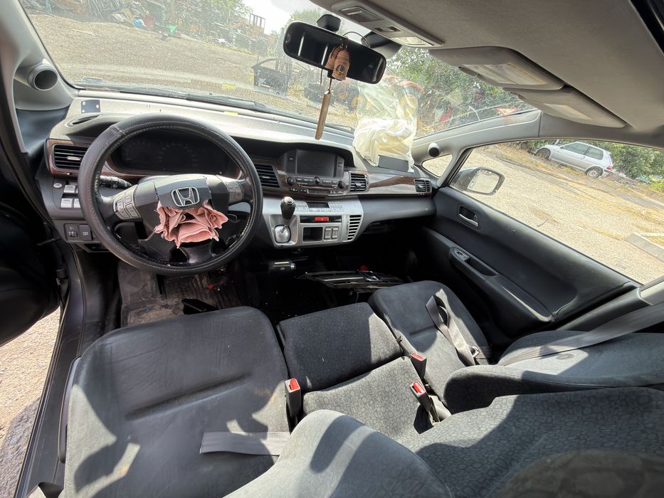 Honda FR V/Хонда Фр В(2004г. 2.0i 110kw ) на части