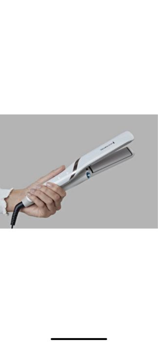 Placa indreptat par Remington HydraluxePro S9001 cu abur rece hodratan