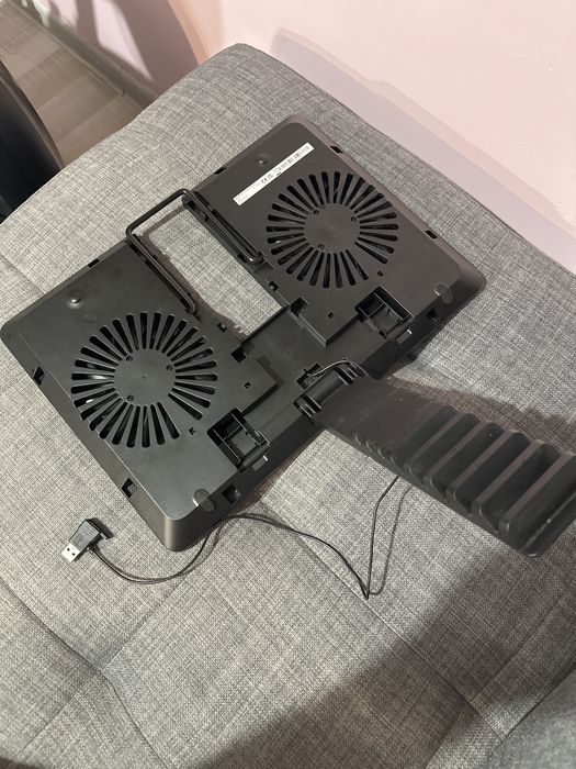 Охладител/Поставка за лаптоп DeepCool U PAL, 15.6", Черен