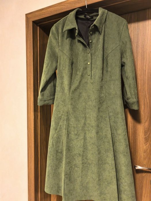 Дамска велурена роклля