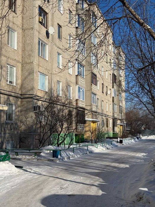 Продам 3х ком квартиру в КЖБИ