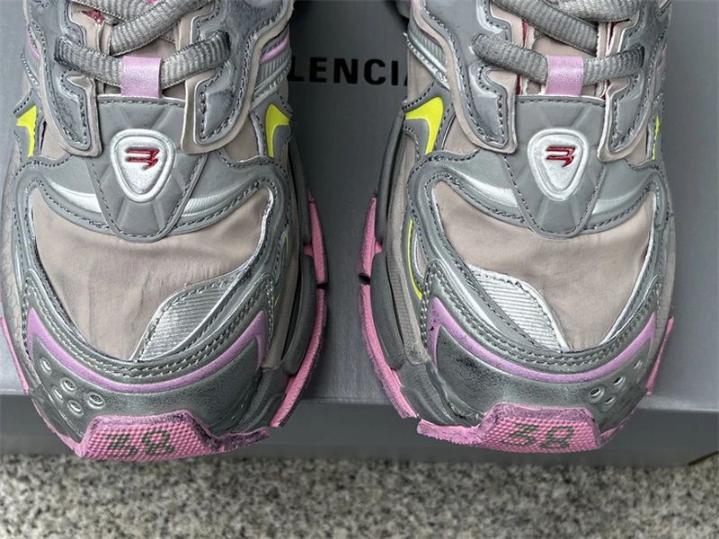 Balenciaga Runner 2.0 Pink/Hot Pink | РАЗМЕРИ: 35 до 46