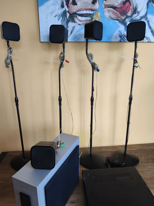 Home Cinema  Philips Cineos HTS9800W 6.1 и HTS3270/12  5.1 Домашно кино
