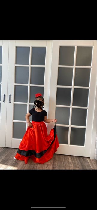 Испанская юбка и крабик