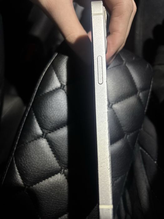 Iphone 13 в хорошем состоянии