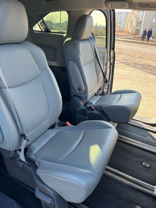 Продаю Tayota Siena