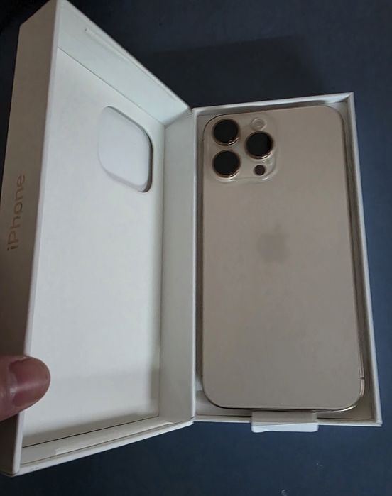 Iphone 16 pro max 256 GB 99% батерия desert titanium