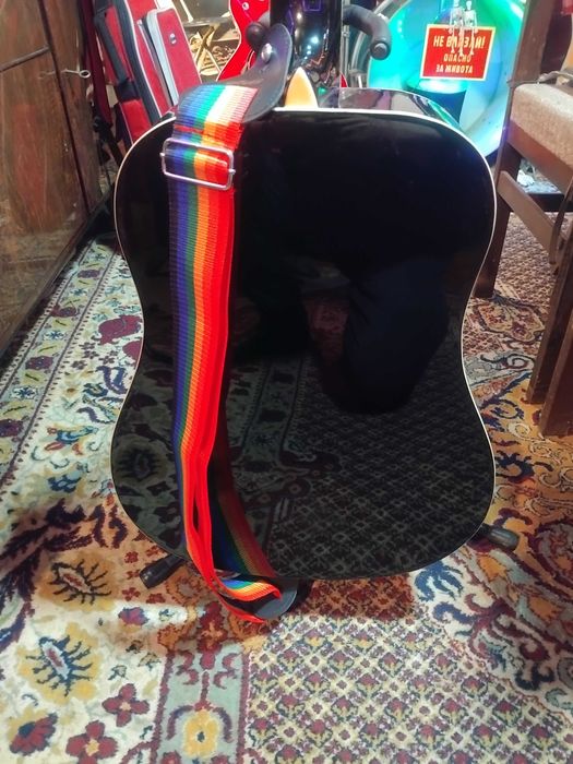 Акустична китара 12 струнна