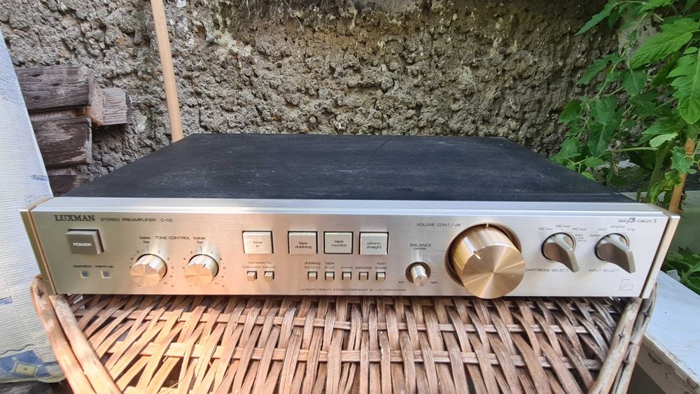 Luxman C-02 - Легендарен винтидж стерео предусилвател - Stereo Preamp