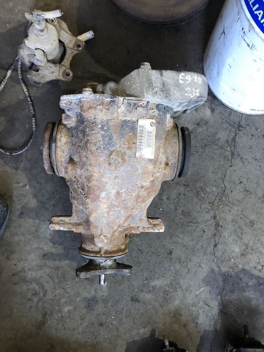 Заден диференциал БМВ 330ХД/ кардан(zaden diferencial BMW E91, 330XD)