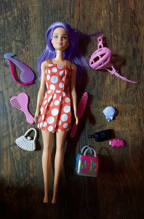 Barbie doll cu accesorii