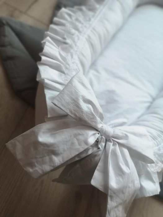 Бебешко гнездо шито по поръчка