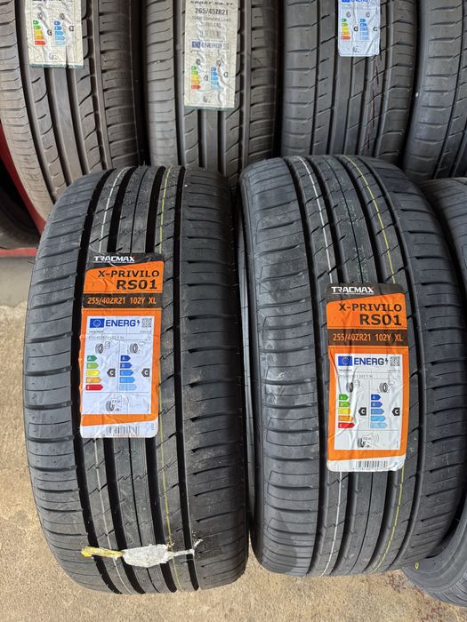 285/35/21 si 255/40/21 vara Tracmax