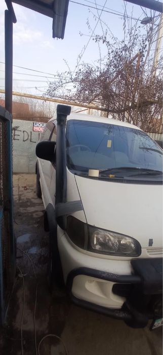 Шноркель на Митсубиси Делика Булка Шноркель на Mitsubishi Delica