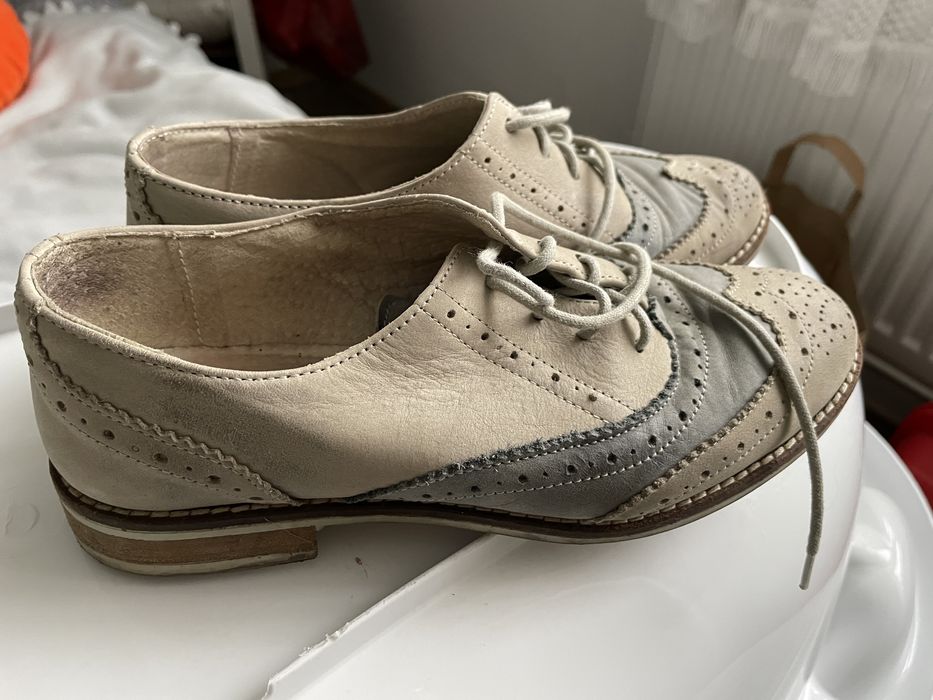 Pantifi oxford de piele