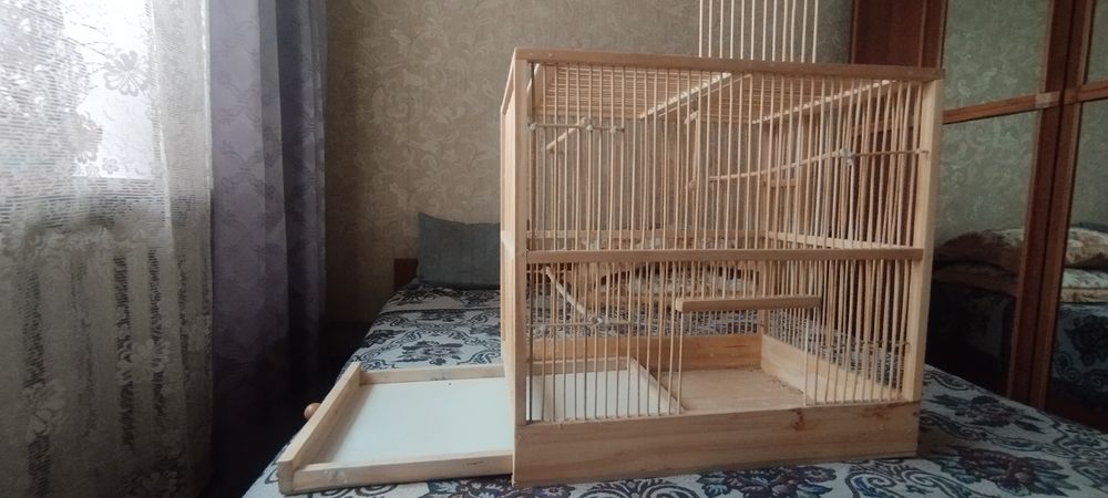 Продам клетку ,с дерева