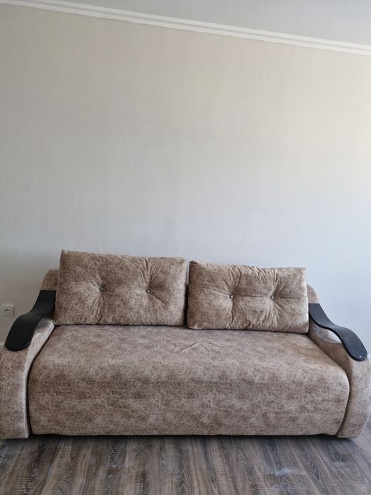 Продам диван,раскладной ,большой