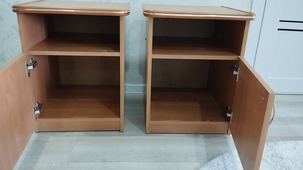 Тумбочки 2 штуки