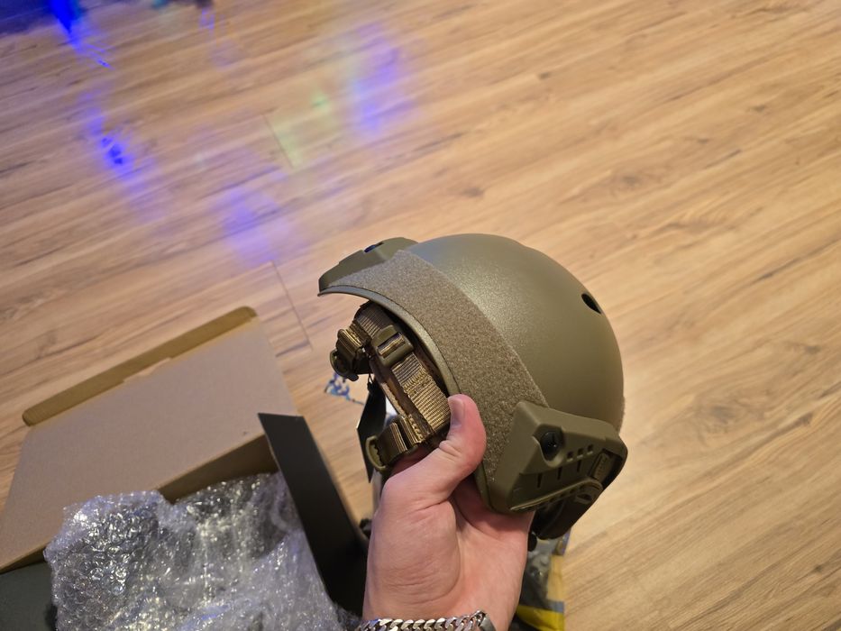 Fast Helmet  casca de protecție DRG150.coyote.L