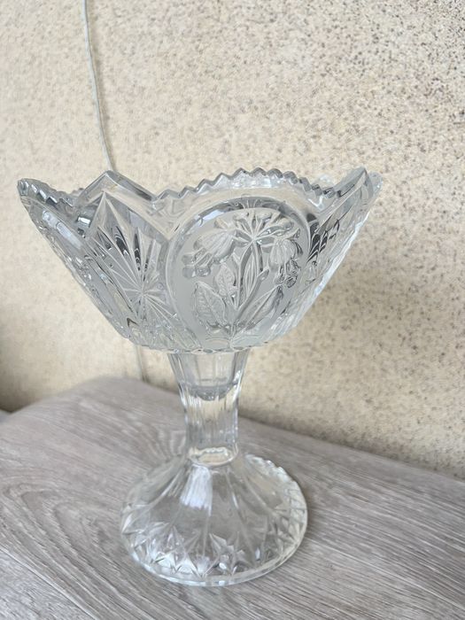 Хрустали продаю по штучно