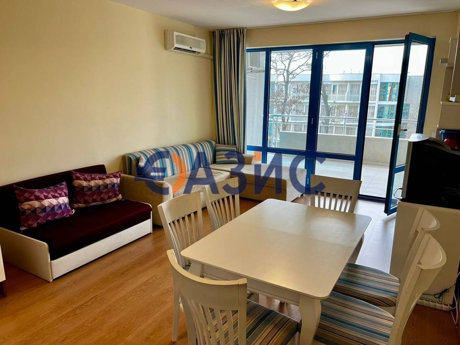 Продава се Двустаен апартамент в к.к. Слънчев бряг - 72 кв.м за 1209 €/кв.м - Снимка #13