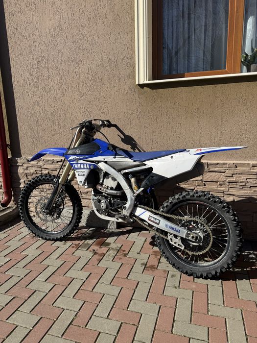 mobră yamaha yz450f
