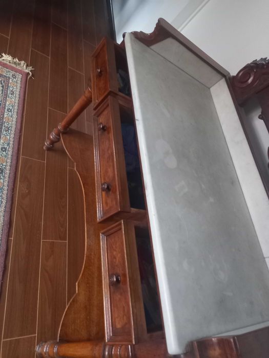 masa de toaleta anticariat