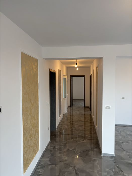 Oferta casa la pret de apartament .Se vinde 1/2 duplecx