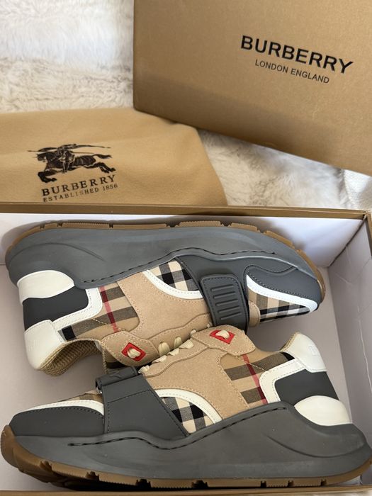 Дамски обувки Burberry
