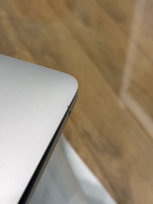 Macbook Air Intel Core i5