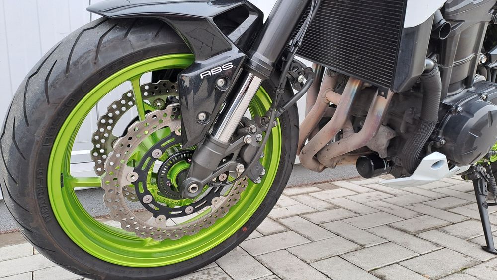 MotoFly Ploiesti vinde Kawasaki Z900 an 2021 garanție