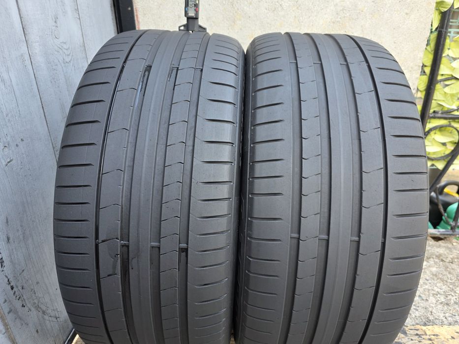 Vând două anvelope de vara pirelli p zero pz4 275 35 22 dot 0521