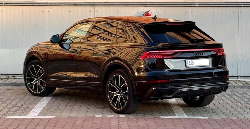 AUDI Q8 2021 — imagine 4