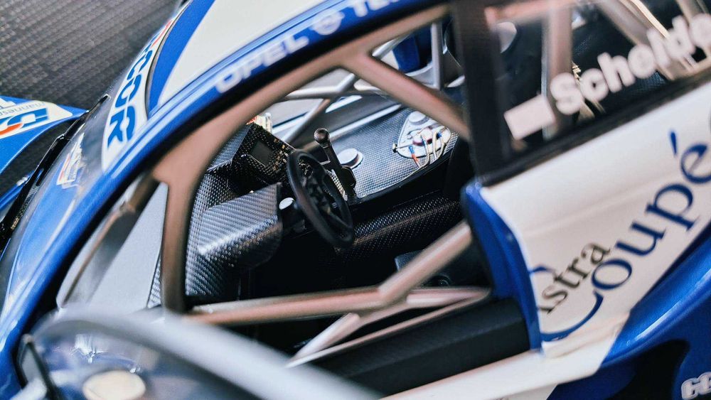 1/18 Action Opel Astra V8 DTM