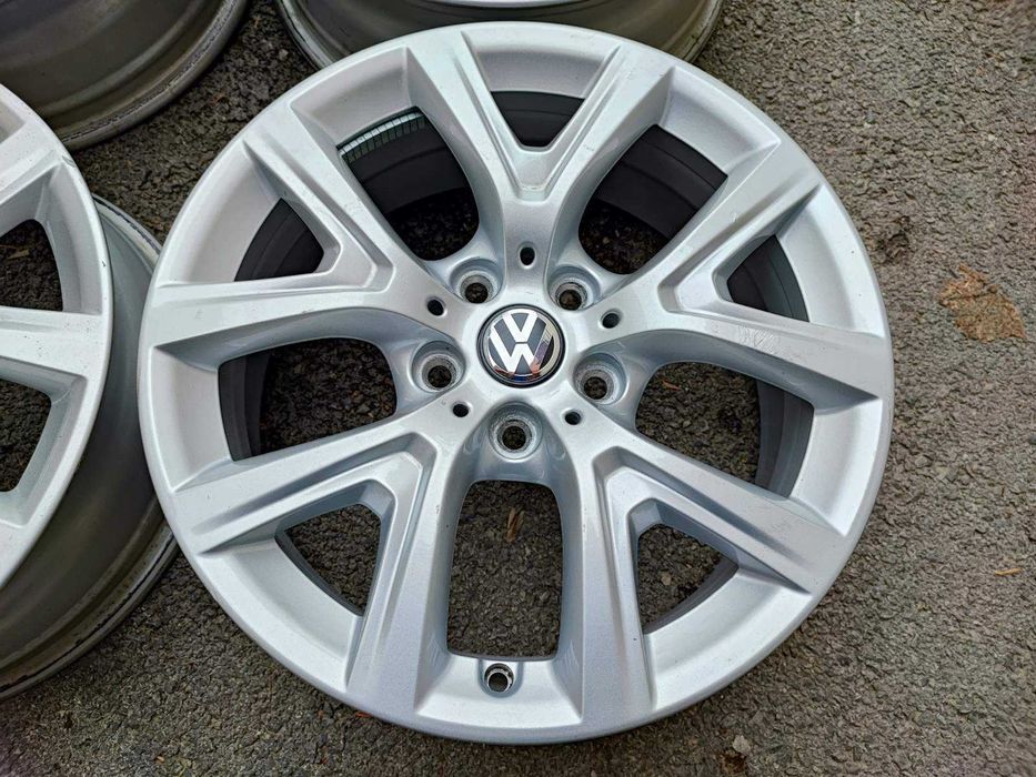 VW/Фолксваген; 4 бр. лети джанти - 17 цола 5x112