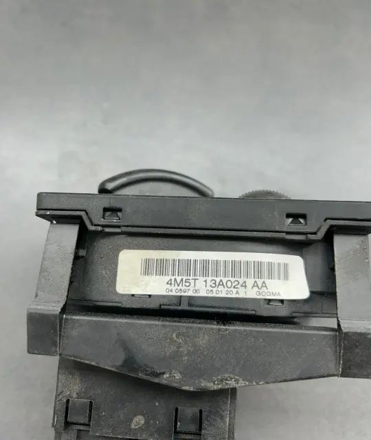 Comutator faruri 4M5T13A024AA Ford Focus 2006 1.6 TDCi MT (109 hp)