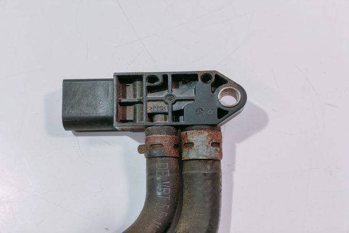 Senzor presiune 076906051A Volkswagen VW Golf a 5-a generatie