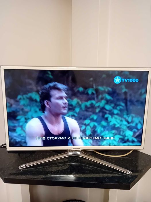Телевизор Samsung  32 "