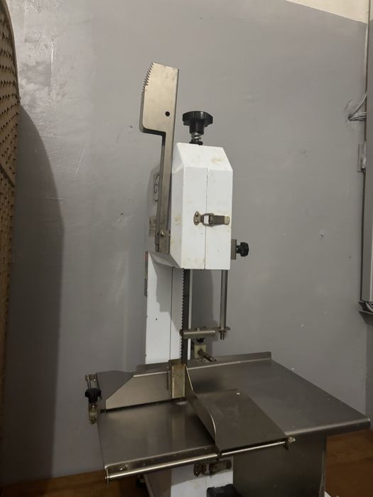 Промышленная ленточная пила