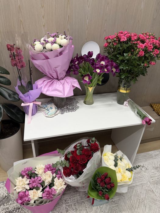 Продам букеты подарили 15.02 вечером