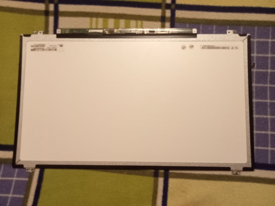 Матрица для ноутбка 1366x768