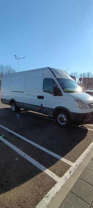Iveco Daily dublu pe spate aer conditionat (clima) an 2009