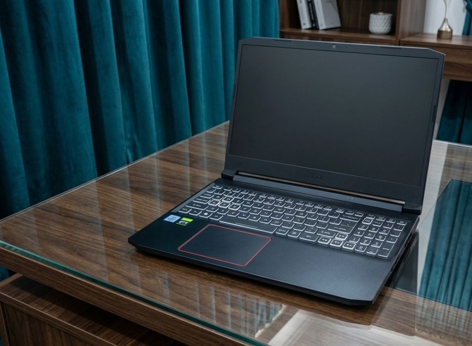 Ноутбук сотилади Асеr Нитро 5/ Core 15/ GTX в идеале