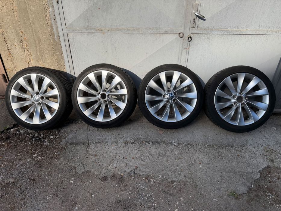 Джанти VW R18 + Летни гуми Vredestein Ultrac Satin 235/40 ZR18 95Y