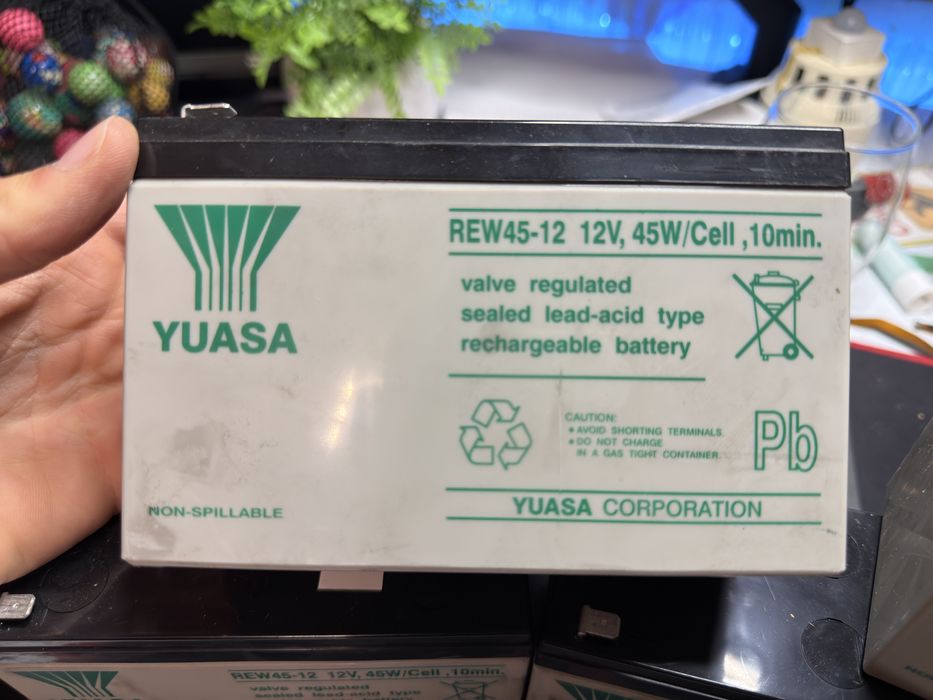 Baterii profesionale acid UPS 12V YUASA NOI