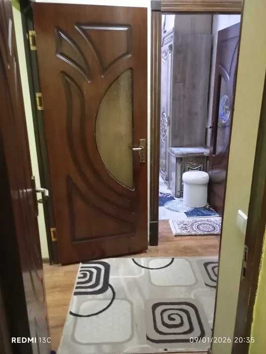 Арзон нархда 1 хонали гиштли квартира сотилади 3 кават Шарк кольцо