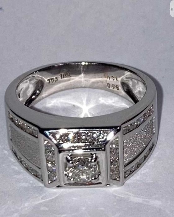 Inel superb aur alb 18k cu diamante 0.99ct , marime 57 si 7.30gr