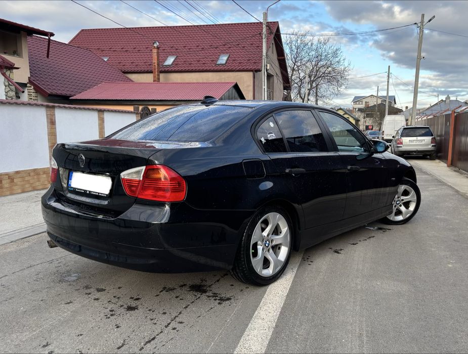 BMW Seria 3 M47 E90 NFL Trapa Navigatie Carplay