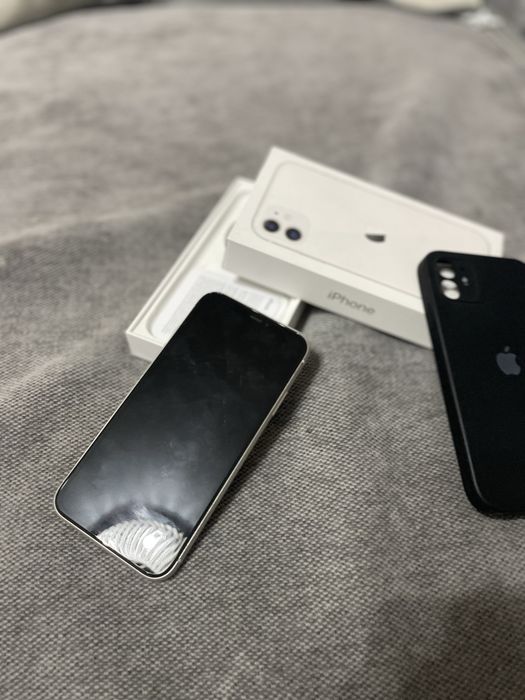 Продам iphone 11