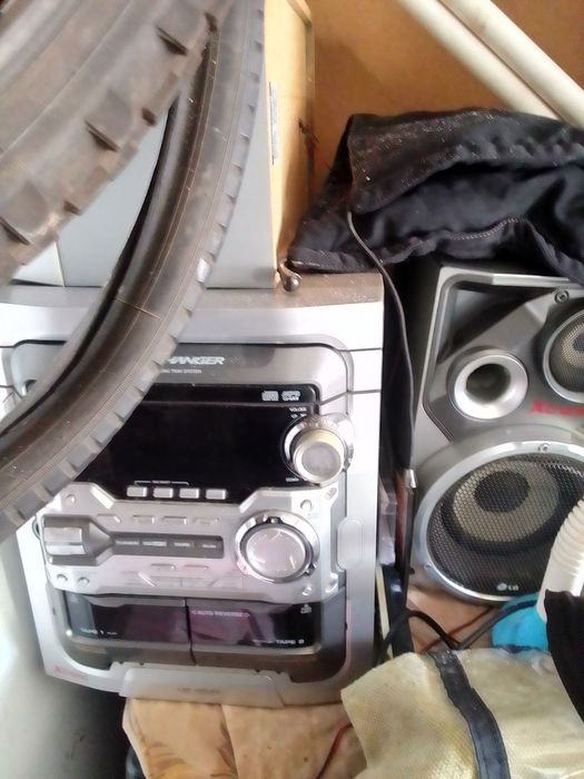 Музыкальный центр